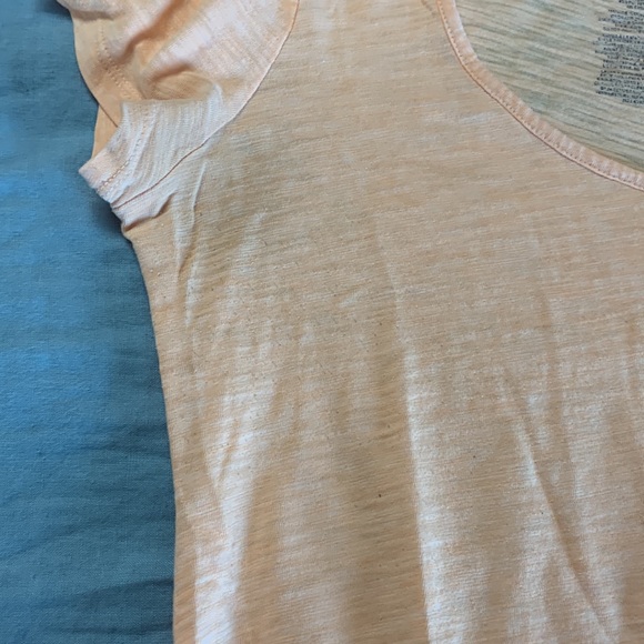 Bundle of 3 size medium maternity t-shirts - Picture 6 of 6